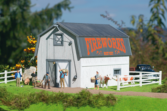 Piko 62120 G Scale White Barn Kit