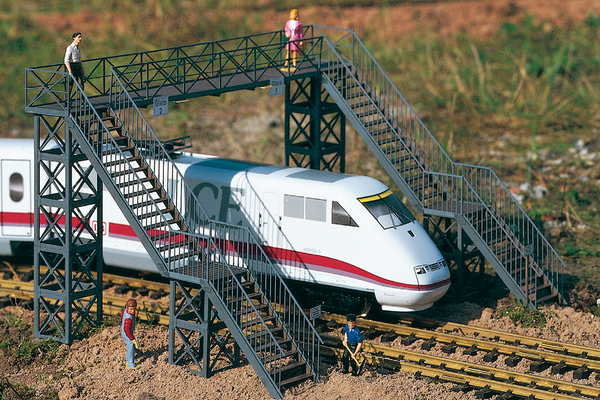 PIKO 62032 G Scale Railway Footbridge Kit