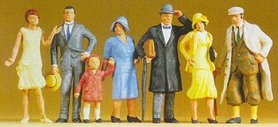 Preiser 65300 O Scale 1925 Standing Passers-By