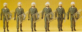 Preiser 10392 HO Scale German Riot Police -- With Shields At Side