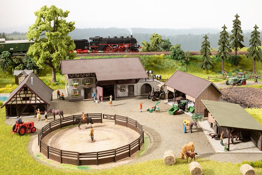 Noch 63714 N Scale Farm with Ramp -- Laser-Cut Card Kit