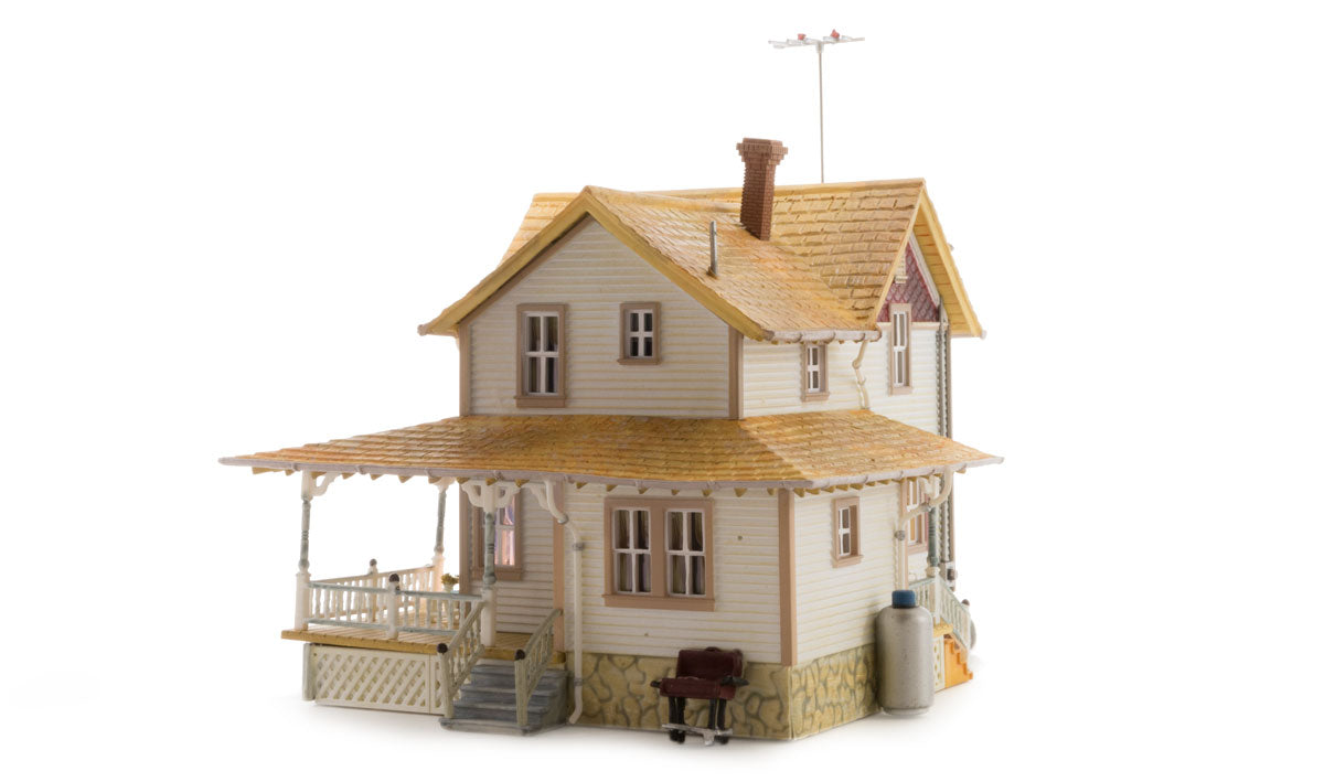 Woodland Scenics BR5046 HO Scale Corner Porch House