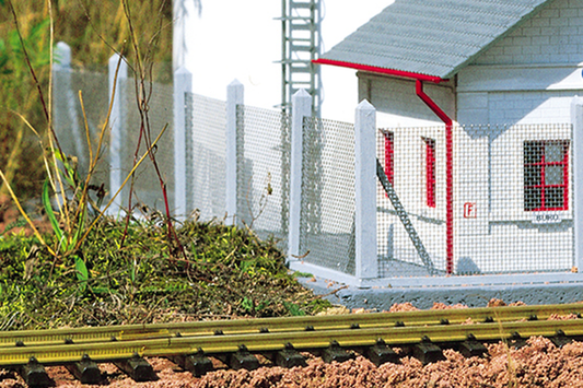 Piko 62290 G Scale Industrial Fence