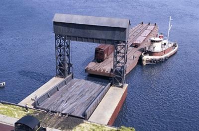 Walthers Cornerstone 933-3068 HO Scale Carfloat Apron -- Kit