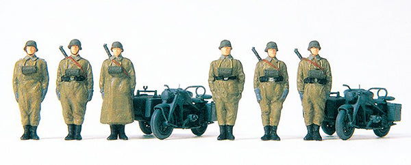 Preiser 16571 HO Scale Former German Army WWII Motorcycle Troops (Plastic Kit)