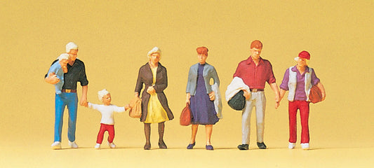 Preiser 10517 HO Scale Walking Travelers Figure Set #2