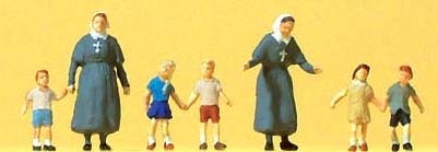 Preiser 79211 N Scale Pedestrians -- Protestant Sisters w/Children pkg(7)