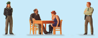 Preiser 10604 HO Scale Emergency Workers -- Questioning