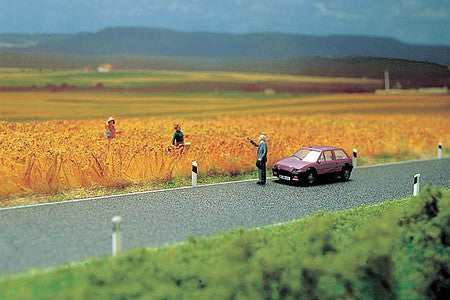 Walthers SceneMaster 949-1255 HO Scale Flexible Self-Adhesive Paved Roadway -- 39-3/8 x 2-5/8" 1m x 66mm -- Unmarked