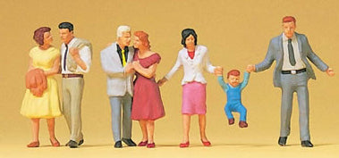 Preiser 10514 HO Scale Pedestrians -- Walking Couples pkg(7)