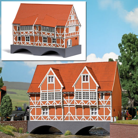 Busch 1656 HO Scale Half-Timber Wismar Bridge House -- Laser-Cut Kit - 6-15/16 x 5-1/2 x 5-1/2"  17.6 x 14 x 14cm