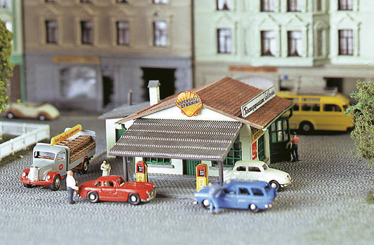 Faller 232542 N Scale 1950s Filling Station Model Kit