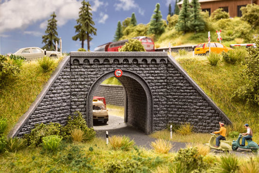 Noch 58292 HO Scale Cut-Stone Foam Underpass w/Wing Walls - 1-Sided