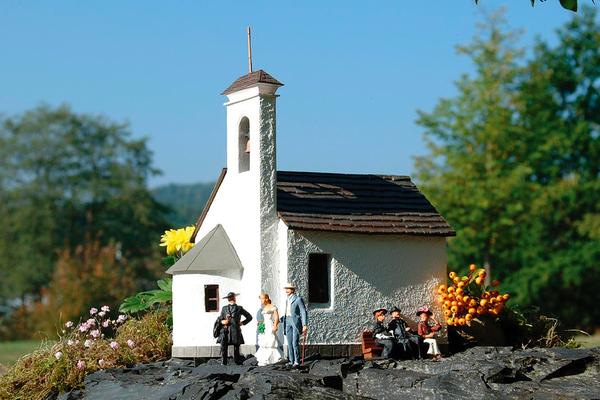 Piko 62059 G Scale Saint Ursula Chapel Kit