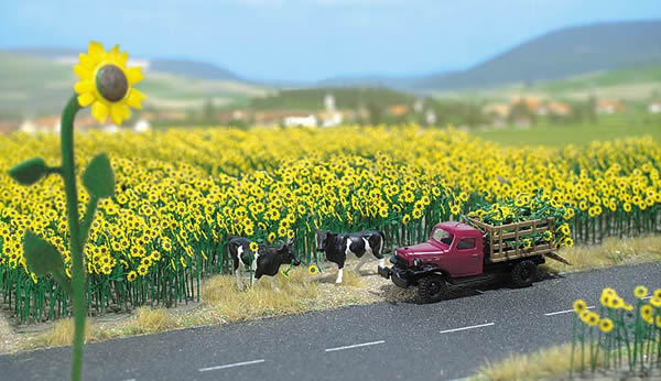 Busch 6003 HO Scale Sunflower Field pkg(60) -- With Bases
