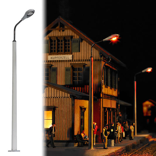 Busch 4137 HO Scale Streetlight w/Concrete Mast -- With Teardrop Light Housing (silver) 3-1/2" 9cm Tall