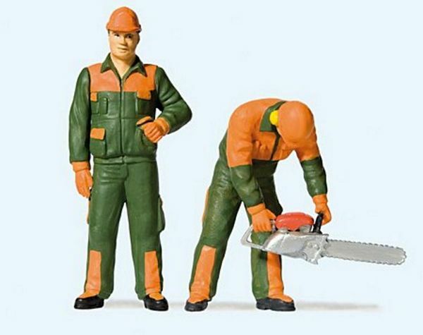 Preiser 44912 G Scale Modern Lumberjacks -- Set #1 (green & orange Uniforms) (2)