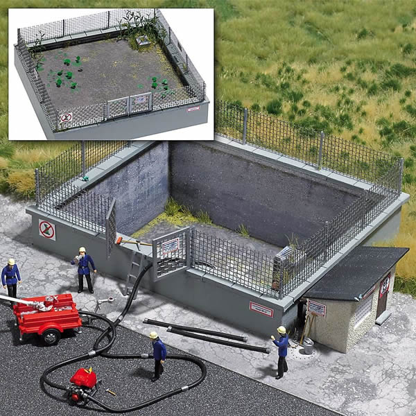 Busch 1079 HO Scale Village Emergency Water Retention Pond - Kit -- 4-1/2 x 3-15/16"  11.5 x 10cm, 1-9/16"  4cm Deep