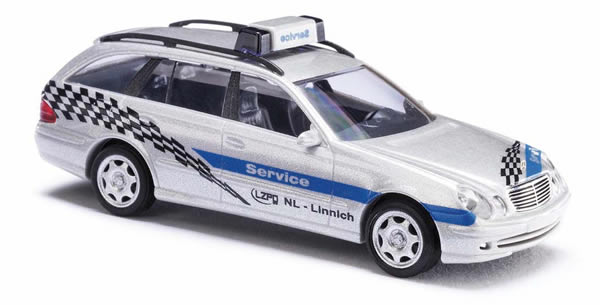 Busch 49467 HO Scale 2002 Mercedes-Benz E-Klasse T- Modell Station Wagon - Assembled -- Mercedes-Benz Service (silver, blue, black, German Lettering)