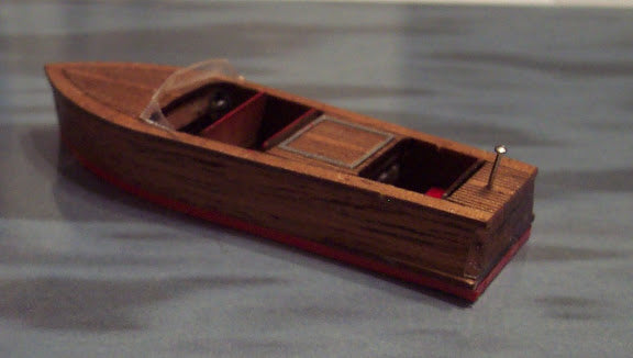 Osborn Models 1003 Ho 21' Triple Cockpit Boat