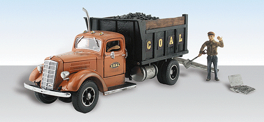 Woodland Scenics 5555 HO Scale Lumpy's Coal Company - Assembled - AutoScenes(R) -- Delivery Truck, Figure & Accessories