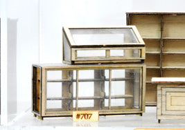 Banta Model Works 707 O Two Class Cases