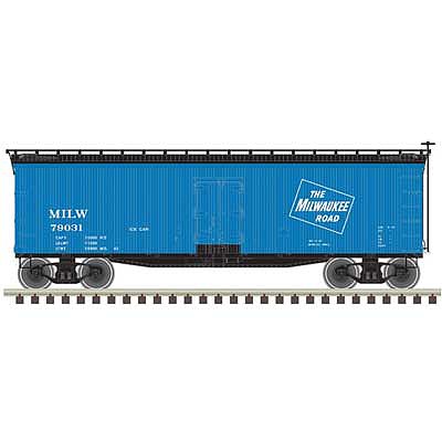 Atlas Model Railroad 20005845 HO Scale 40' Wood Reefer - Ready to Run - Master(R) -- Milwaukee Road 79018 (blue, black, Ice Service)