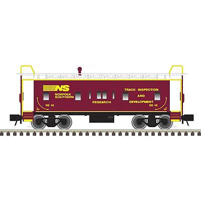 Atlas O 2001877 O Scale Bay Window Caboose -2-Rail - Ready to Run - Trainman(R) -- Norfolk Southern 48 Research (maroon, yellow)