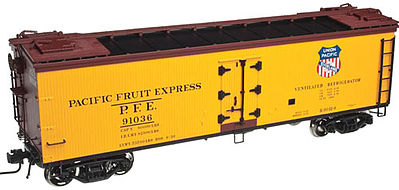 Atlas O 3001531 O Scale 40' Rebuilt Wood Reefer - 3-Rail - Ready to Run -- Pacific Fruit Express (yellow, black)