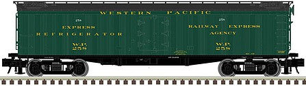 Atlas O 3002009 O Scale Atlas O Master(R) 53'6" Wood Express Reefer, 2-Rail -- Western Pacific (Pullman Green, black, gold)