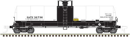 Atlas O 3007207 O Scale 17,360-Gallon Tankcar - 3-Rail - Ready to Run -- GATX (white, black)
