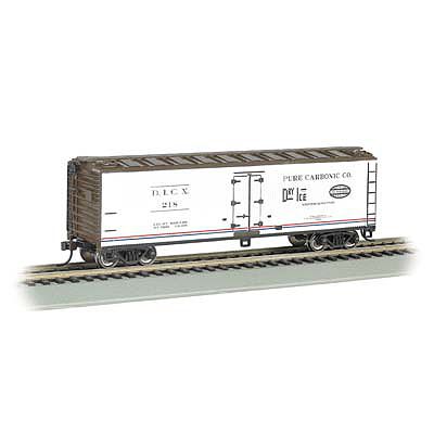 Bachmann 19805 HO Scale 40' Wood Reefer - Ready to Run - Silver Series(R) -- Pure Carbonic Co. DICX #6458 (white, Boxcar Red, red)