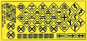 Blair Line 106 HO Scale Highway Signs -- Warning #2 1948-Present (black, yellow)