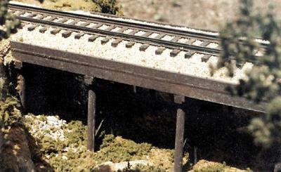 BTS (Better Than Scratch) 27103 HO Scale Atlantic Coast Line 50' Ballast Deck Trestle -- 2 x 6-13/16"