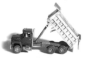 GHQ 53013 N Scale 9000 Dump Truck - Kit