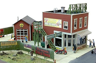 JL Innovative Design 621 HO Scale Graham's Motorcycle Emporium -- Kit