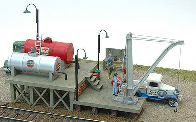 JL Innovative Design 671 HO Scale East Side Fuel Depot -- Kit