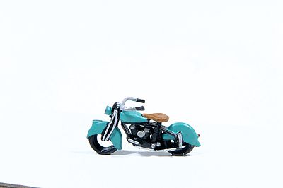 JL Innovative Design 911 HO Scale Ultimate Motorcycle - Assembled -- Various Colors