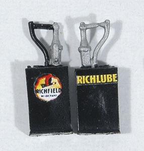 JL Innovative Design 928 HO Scale Custom Oil Highboy 2-Pack -- Richfield