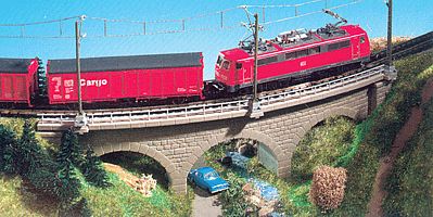 Kibri 37662 N Scale Curved Stone Viaduct -- Gray Radius 2 = 220-228.5mm, 45 Degrees; 7-1/4 x 1-1/2" 18.1 x 3.8cm