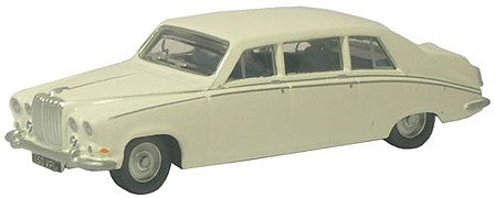 Oxford Diecast NDS001 N Scale Daimler DS420 Sedan - Assembled -- Old English White