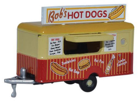 Oxford Diecast NTRAIL001 N Scale Concession Trailer - Assembled -- Bobs Hot Dogs (beige, red)
