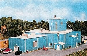 Pikestuff 104 HO Scale Milton A. Corporation Building -- Kit - 4-1/8 x 8-1/4" 10.3 x 20.6cm; 9-3/4 x 11 x 7" 24.3 x 27.5 x 17.5cm