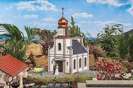 Pola 331071 G Scale City Church -- Weathered Kit - 13 x 8-7/8 x 22-7/16" 33 x 22.5 x 57cm