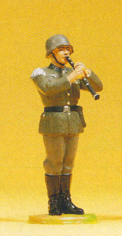 Preiser 56036 44221 Scale German Armed Forces Figures 1935-1945: Wehrmacht Honor Guard Standing: 1:25 -- Clarinet Player