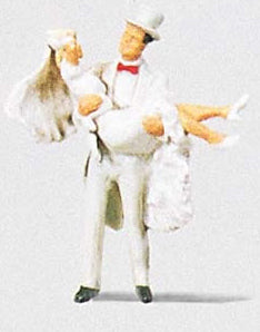 Preiser 28029 HO Groom Carrying Bride