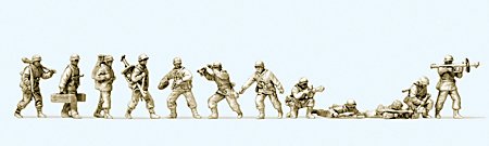 Preiser 72550 1/72 Unpainted German Reich Anti-Tank Crew Winter Dress 1943-45 (12) (Kit)