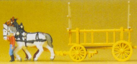 Preiser 79476 N Horse Drawn Hay Wagon w/Woman Walking