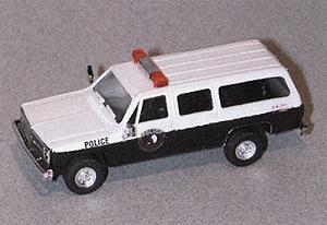 Trident Miniatures 90195 HO Scale Chevrolet Suburban - Emergency - Police Vehicles -- White Settlement, Texas Police Department (black, white)