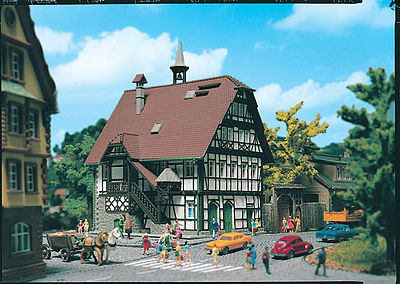 Vollmer 43750 HO Scale City Council Office Building -- 4-3/4 x 4-1/2 x 5-1/8" 12 x 11.5 x 13cm